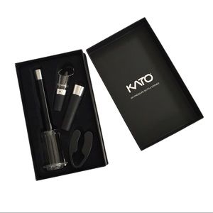 $10 Clearance Sale Kato Wine Accessory Set Host Hostess Housewarming Gift